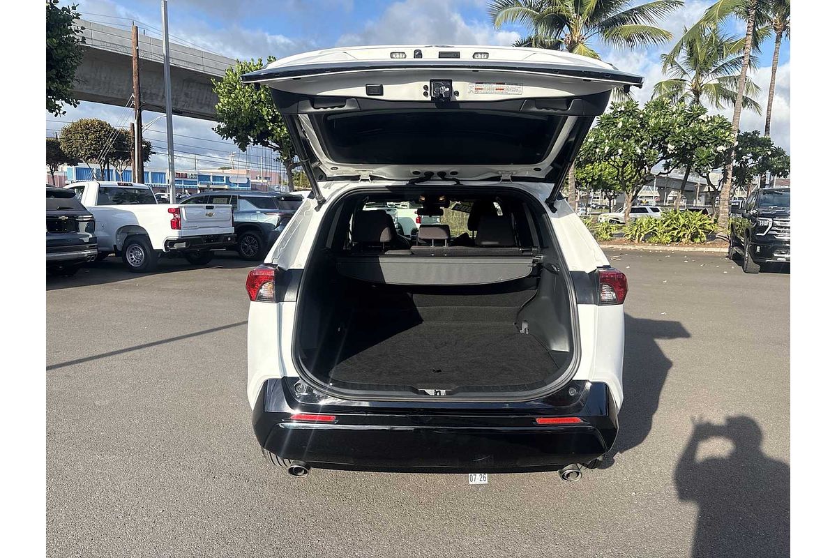 2021 Toyota RAV4 SE