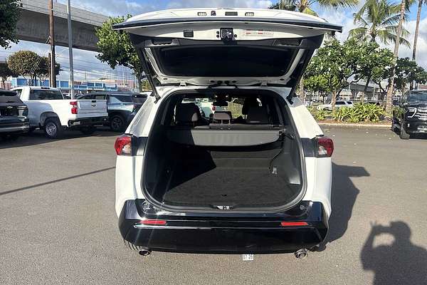 2021 Toyota RAV4 SE