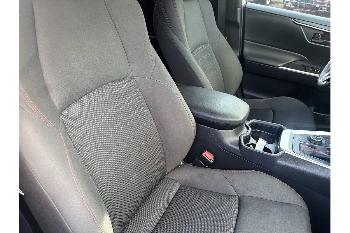 2021 Toyota RAV4 SE