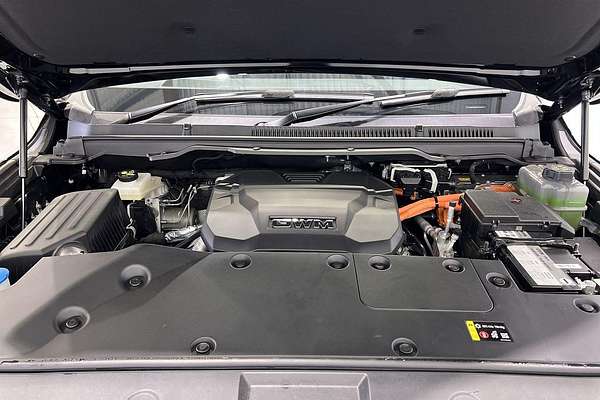 2025 GWM Tank 500 Ultra Hi4-T PHEV P03