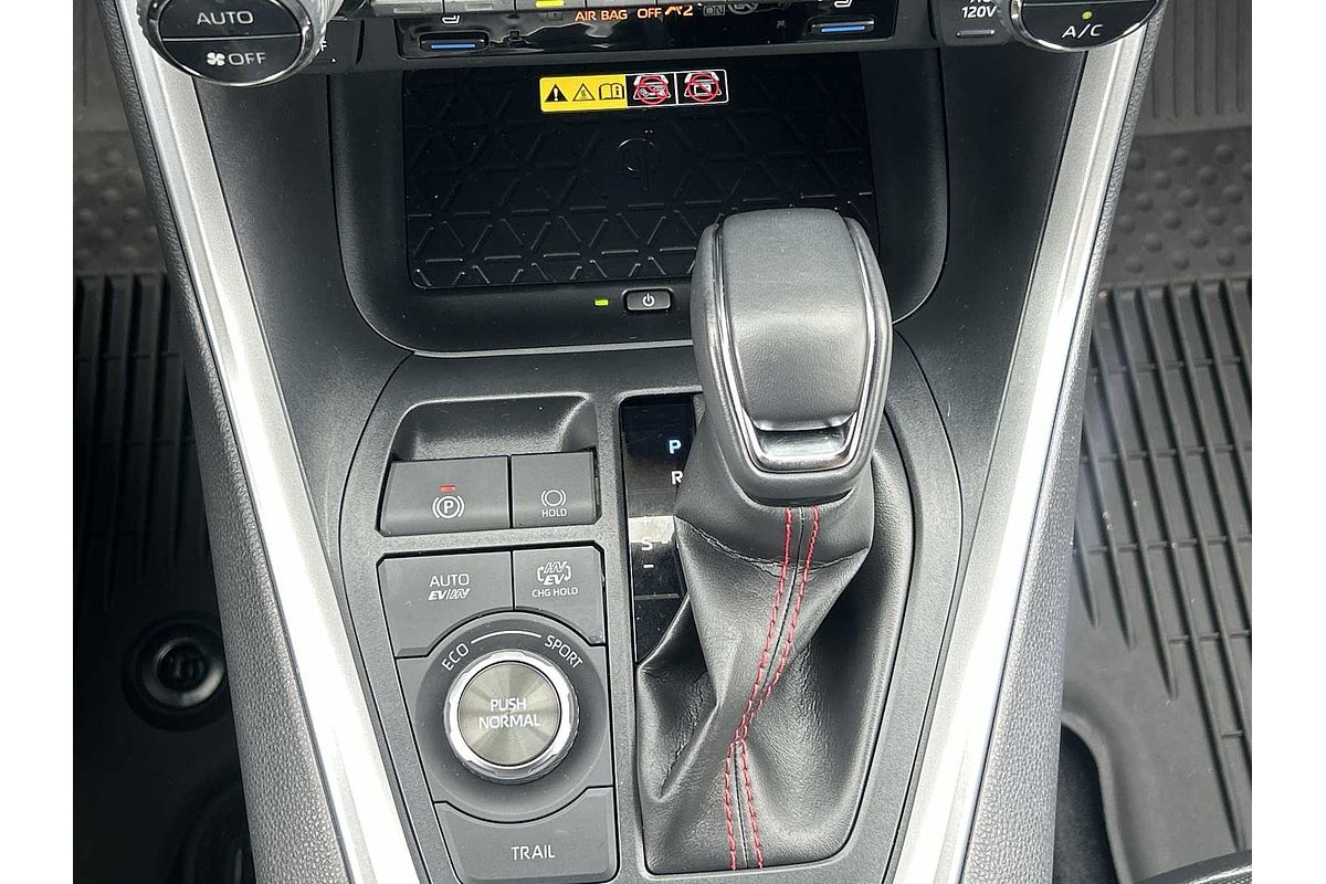 2023 Toyota RAV4 XSE