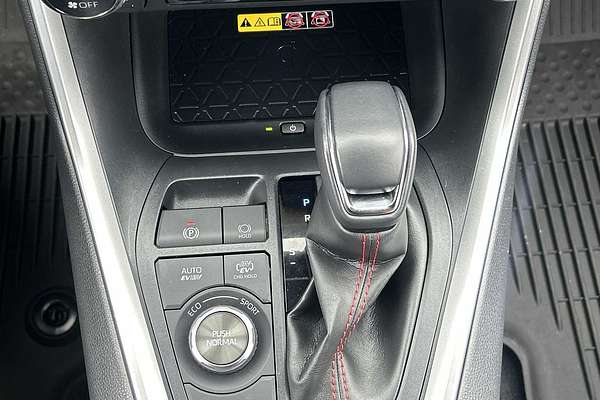 2023 Toyota RAV4 XSE