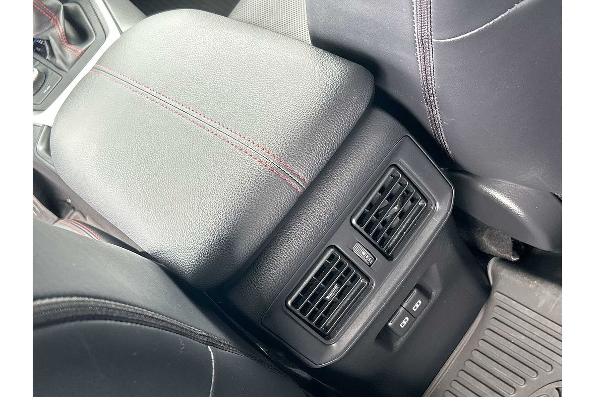 2023 Toyota RAV4 XSE