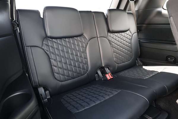 2025 Ford Everest Platinum 3.0L