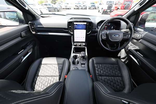 2025 Ford Everest Platinum 3.0L