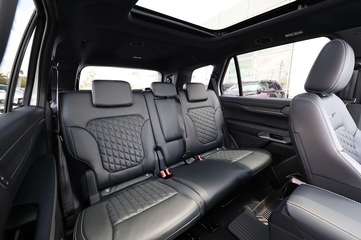 2025 Ford Everest Platinum 3.0L