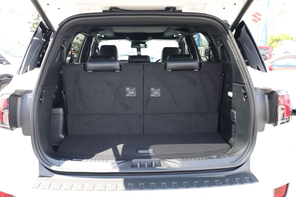 2025 Ford Everest Platinum 3.0L