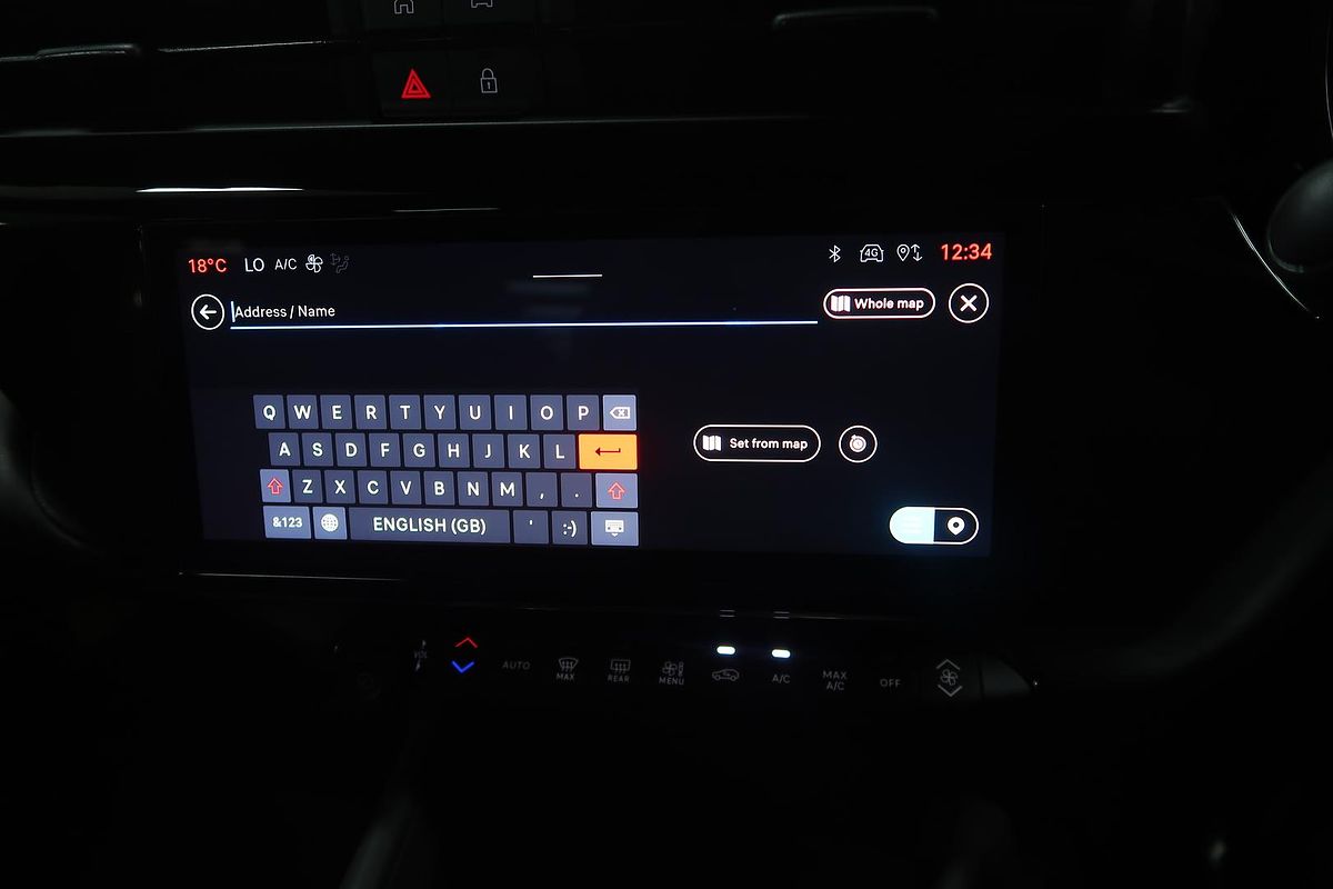 2025 Alfa Romeo Junior Ibrida