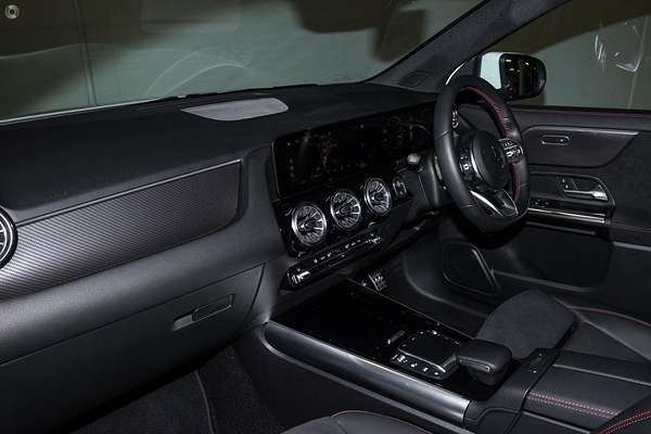 2024 Mercedes-Benz GLA-Class GLA200 H247