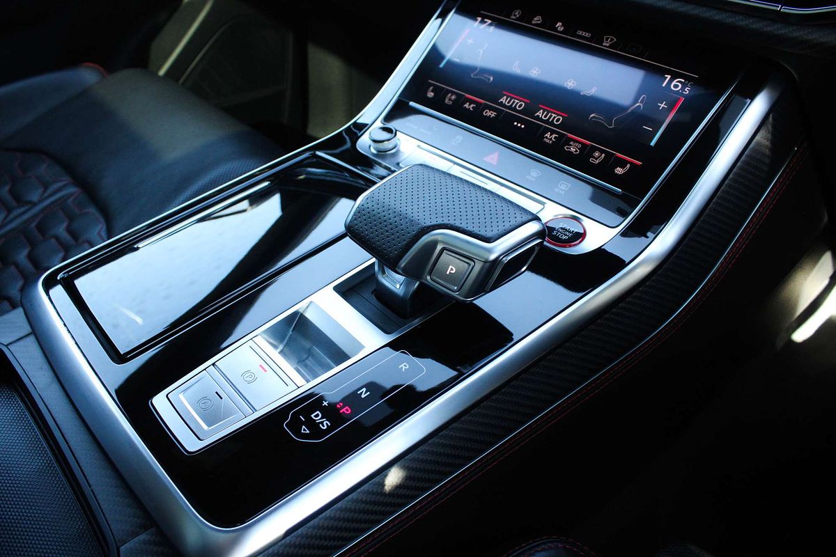 2023 Audi RS Q8 TFSI F1