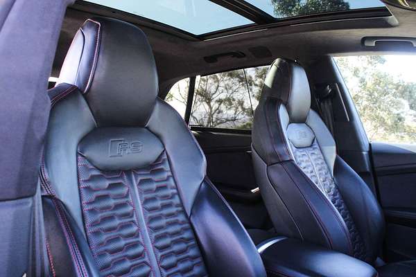 2023 Audi RS Q8 TFSI F1