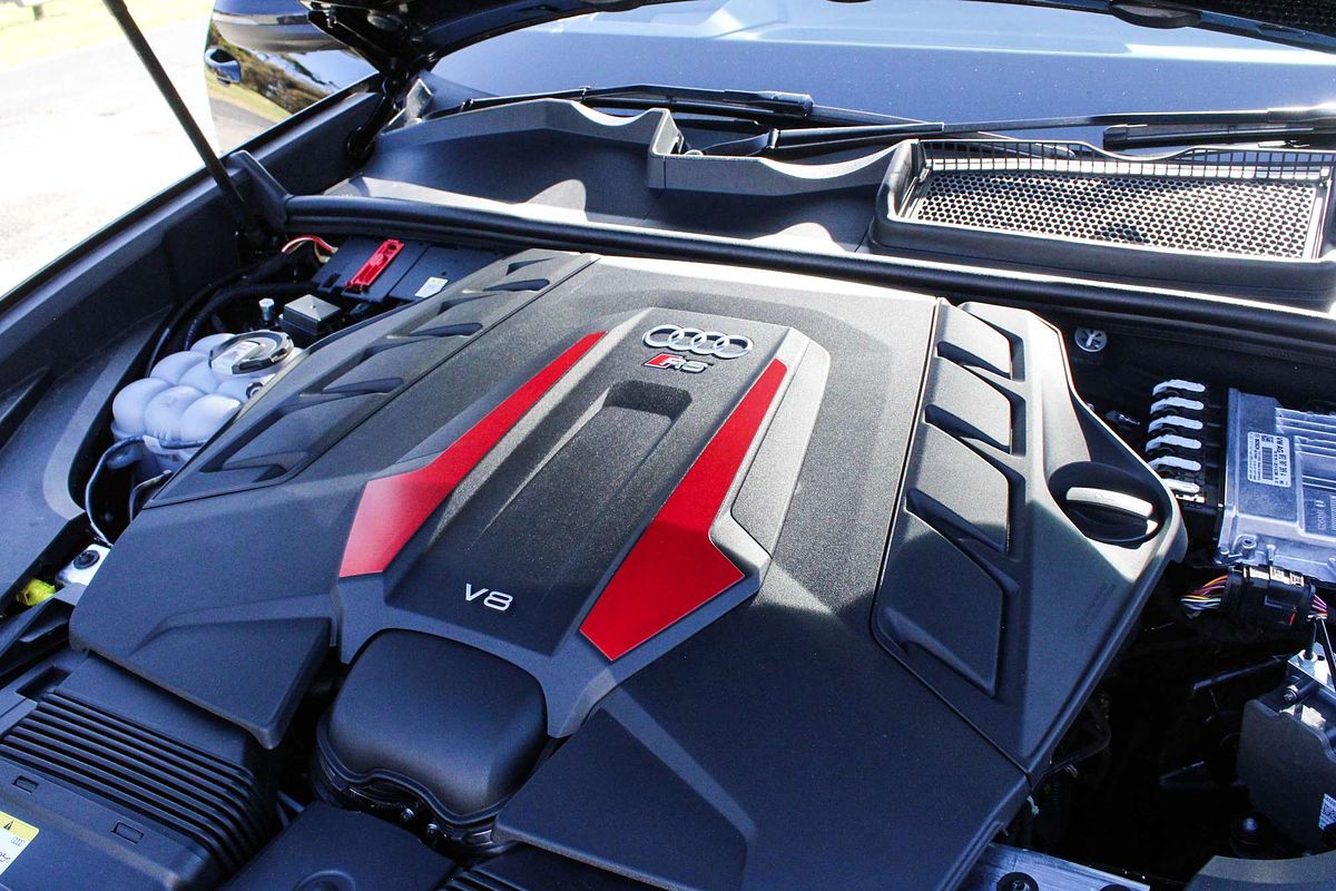 2023 Audi RS Q8 TFSI F1