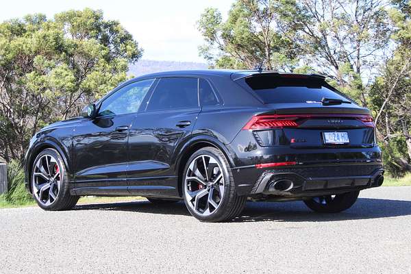 2023 Audi RS Q8 TFSI F1