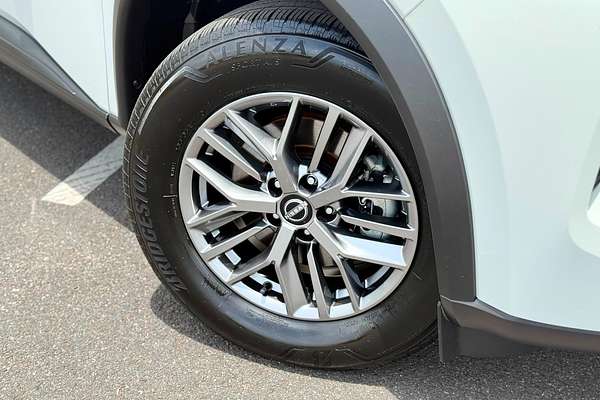 2025 Nissan X-TRAIL ST T33