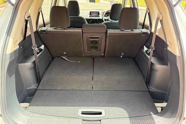 2025 Nissan X-TRAIL ST T33