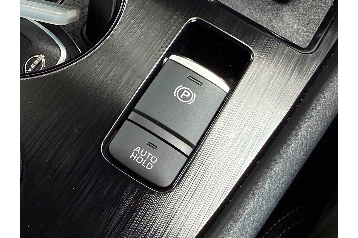 2025 Nissan X-TRAIL ST T33