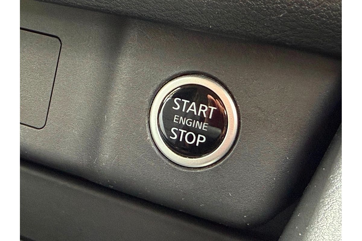 2025 Nissan X-TRAIL ST T33