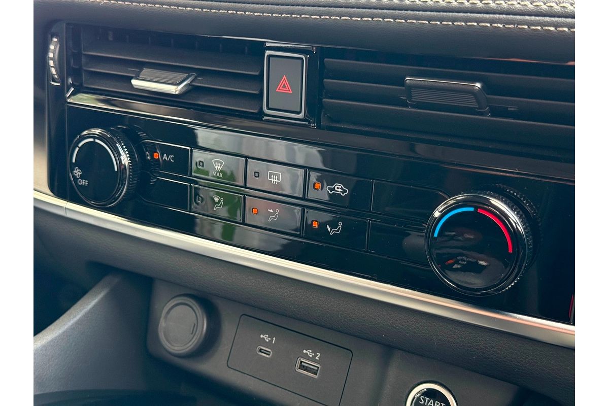 2025 Nissan X-TRAIL ST T33