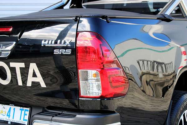 2020 Toyota Hilux SR5 GUN126R 4X4
