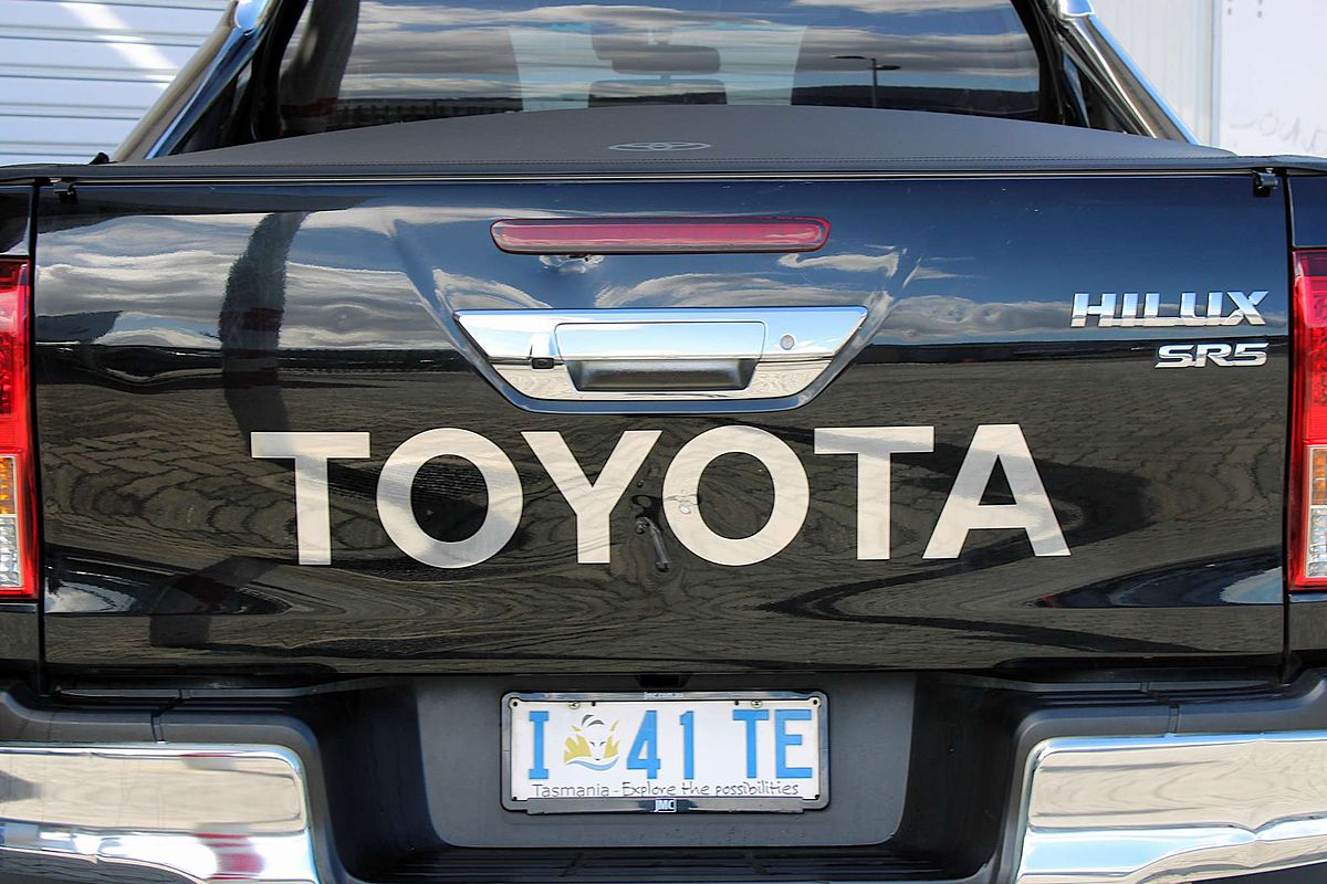 2020 Toyota Hilux SR5 GUN126R 4X4