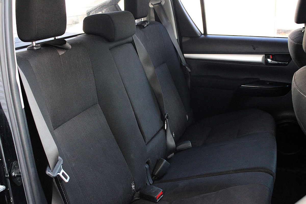 2020 Toyota Hilux SR5 GUN126R 4X4