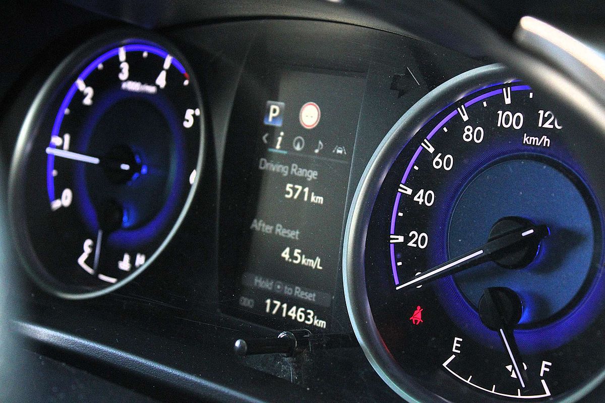 2020 Toyota Hilux SR5 GUN126R 4X4