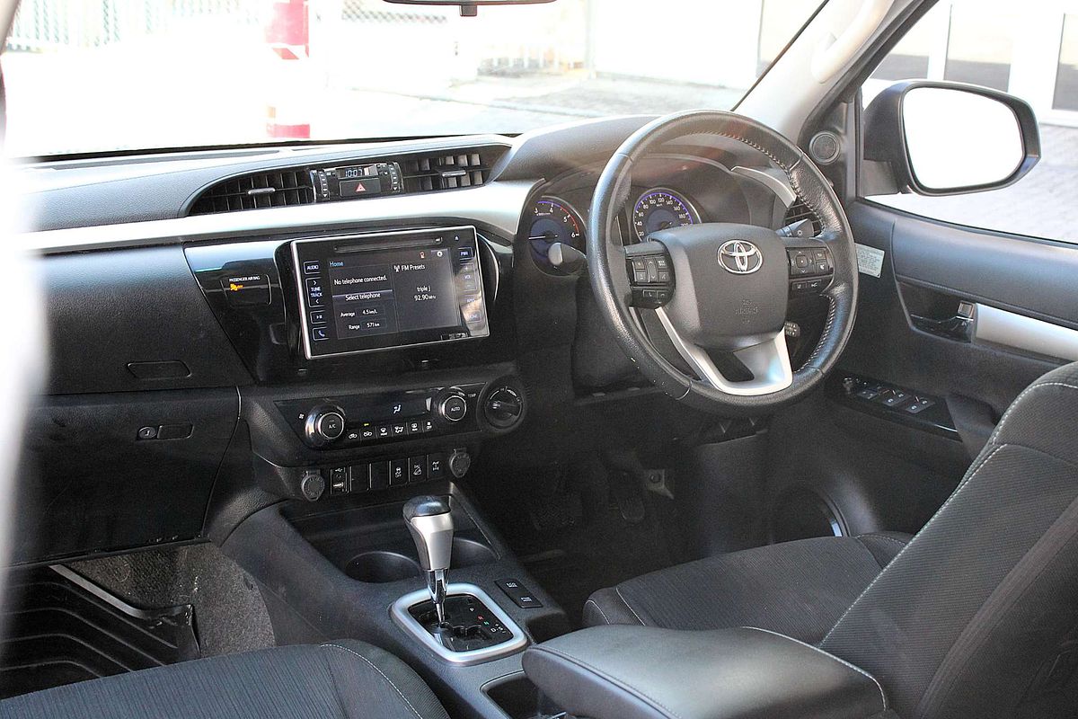 2020 Toyota Hilux SR5 GUN126R 4X4