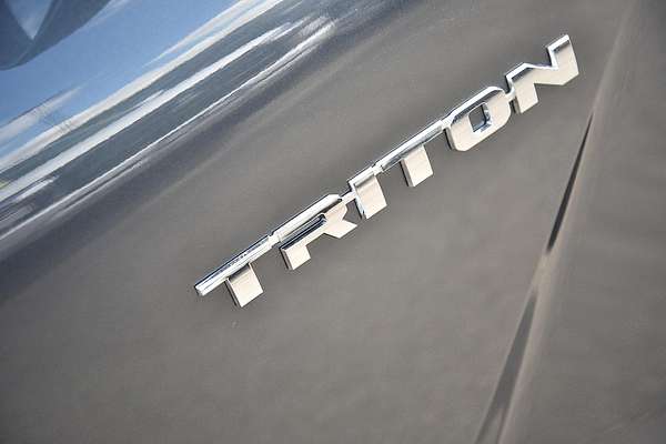 2025 Mitsubishi Triton GLX MV 4X4