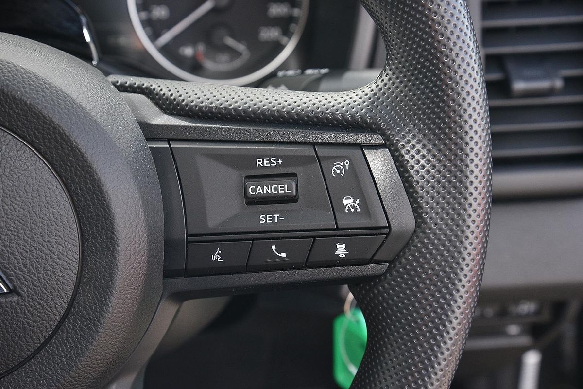 2025 Mitsubishi Triton GLX MV 4X4