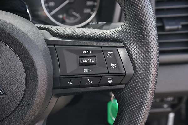 2025 Mitsubishi Triton GLX MV 4X4