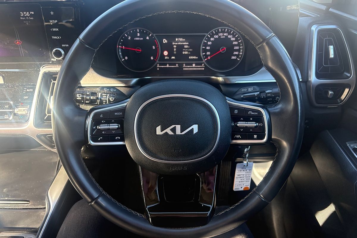 2022 Kia Sorento S MQ4