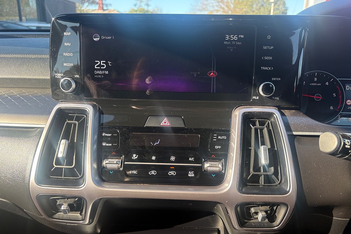 2022 Kia Sorento S MQ4