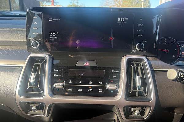 2022 Kia Sorento S MQ4