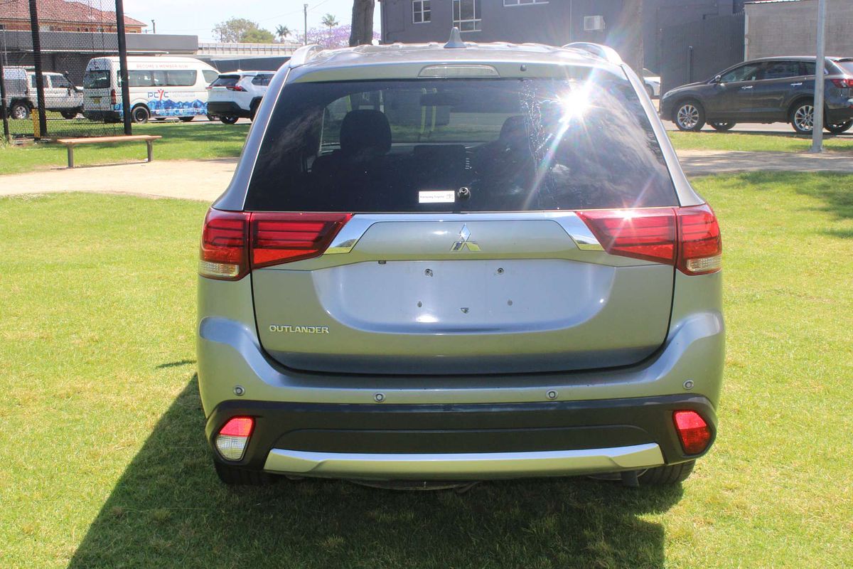2016 MITSUBISHI OUTLANDER LS (4x2) CONTINUOUS VARIABLE 4D WAGON 4CYL