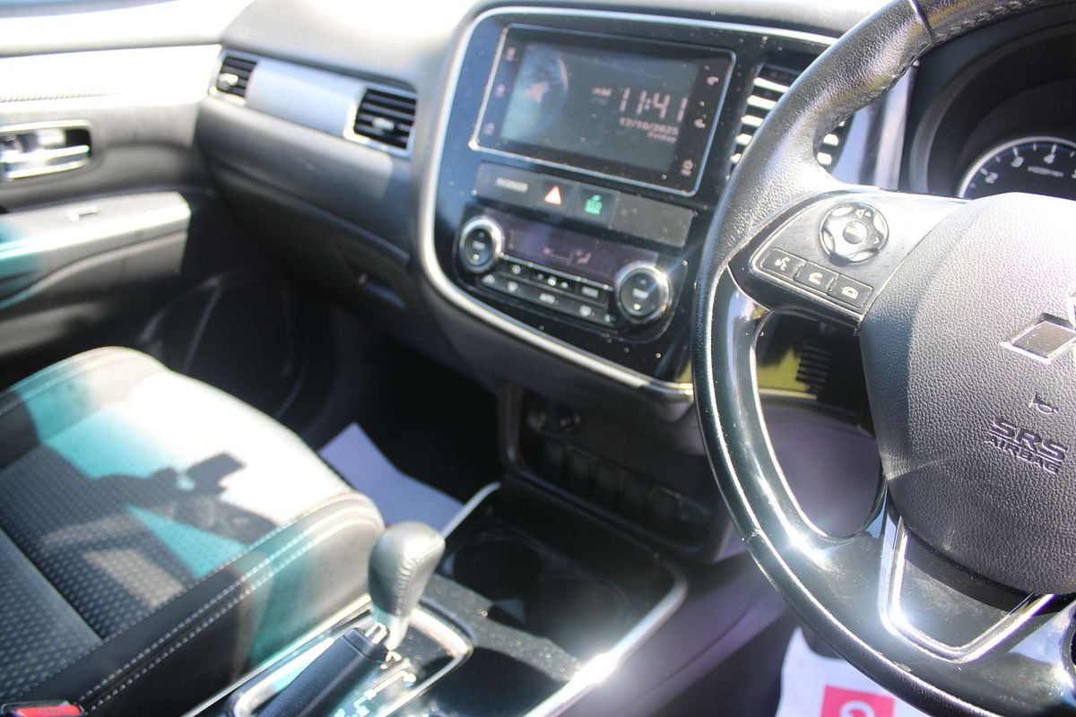 2016 MITSUBISHI OUTLANDER LS (4x2) CONTINUOUS VARIABLE 4D WAGON 4CYL