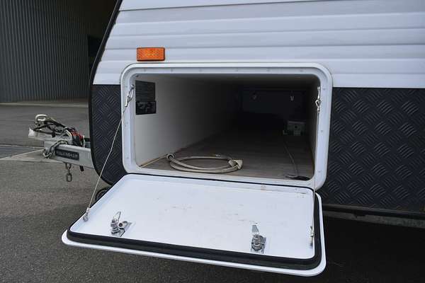 2021 New Age Caravans Road Owl Comfort RP16ER