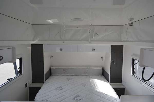 2021 New Age Caravans Road Owl Comfort RP16ER