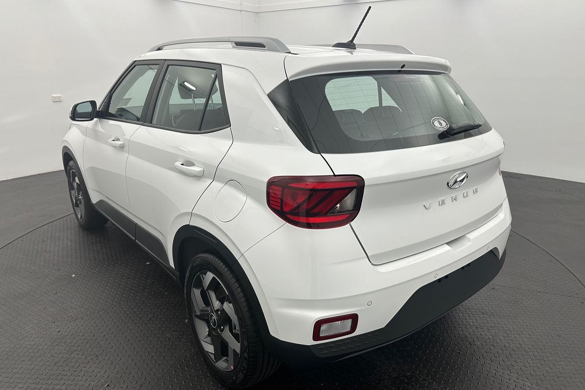 2025 Hyundai Venue Active QX.V5