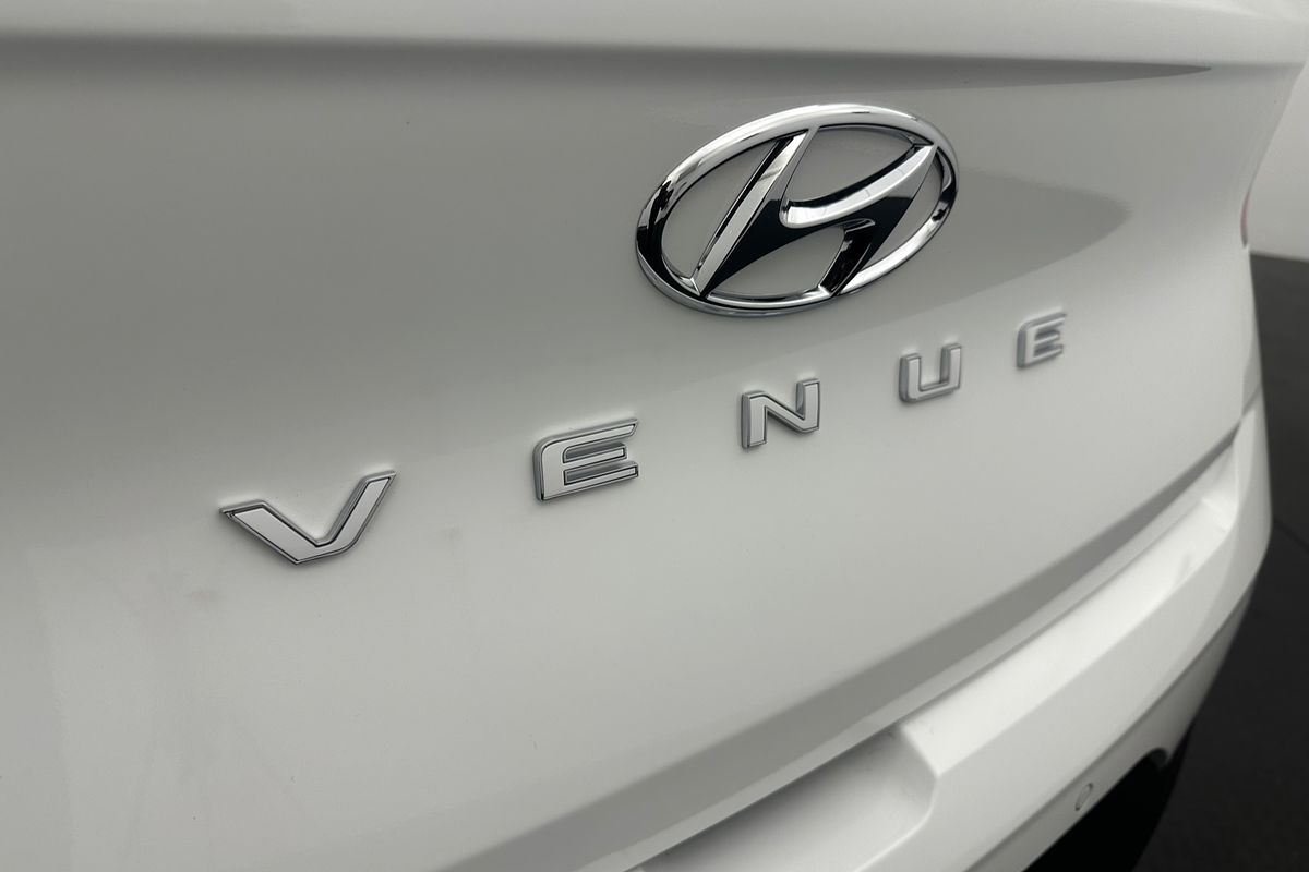 2025 Hyundai Venue Active QX.V5