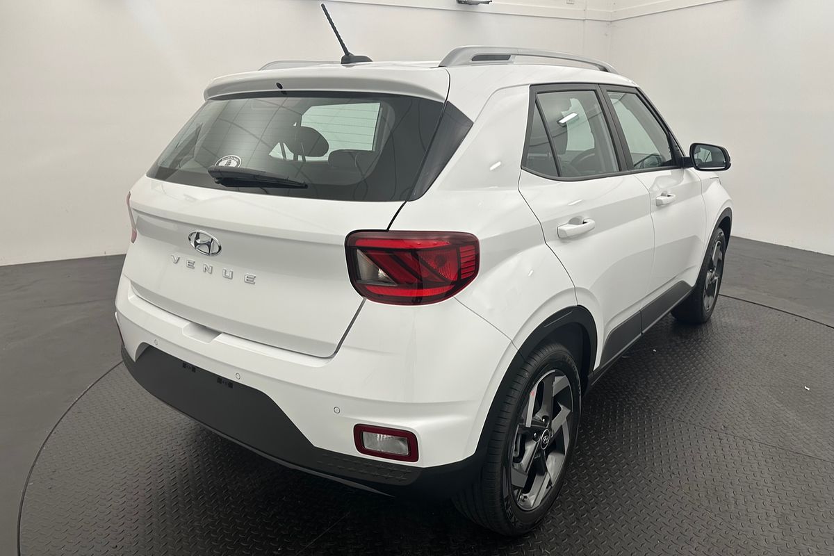 2025 Hyundai Venue Active QX.V5