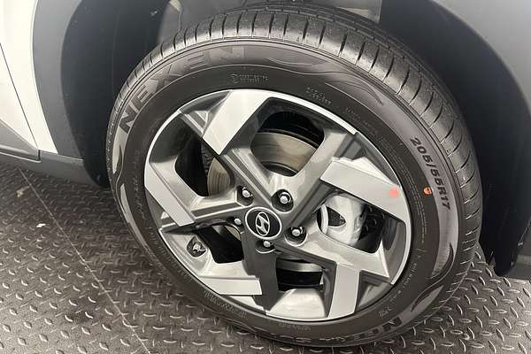 2025 Hyundai Venue Active QX.V5