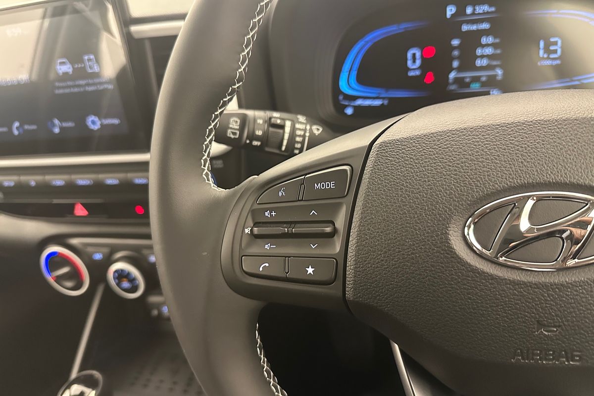 2025 Hyundai Venue Active QX.V5