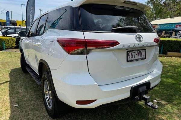 2016 Toyota Fortuner GX GUN156R