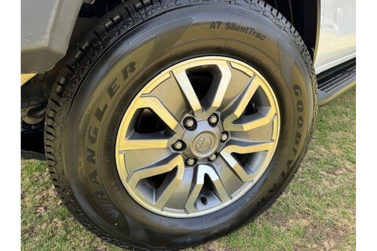 2016 Toyota Fortuner GX GUN156R