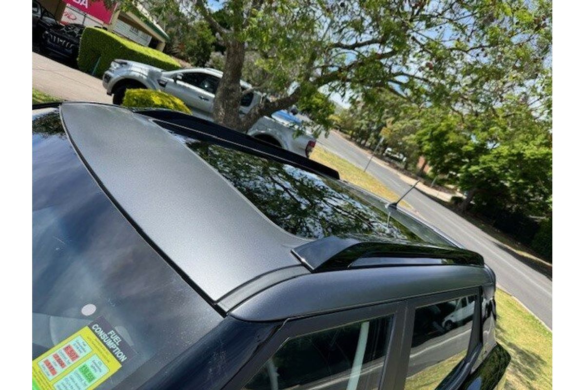 2025 Mahindra XUV 3XO AX7L