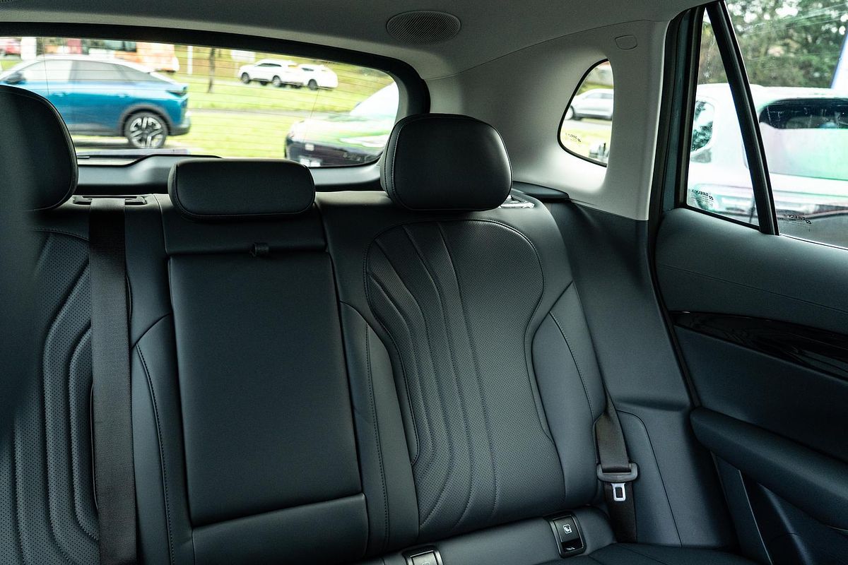 2025 Geely EX5 Inspire E245