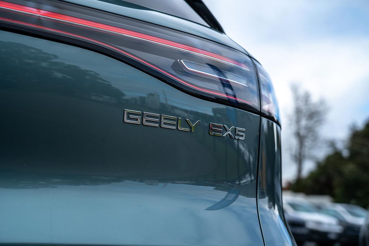2025 Geely EX5 Inspire E245