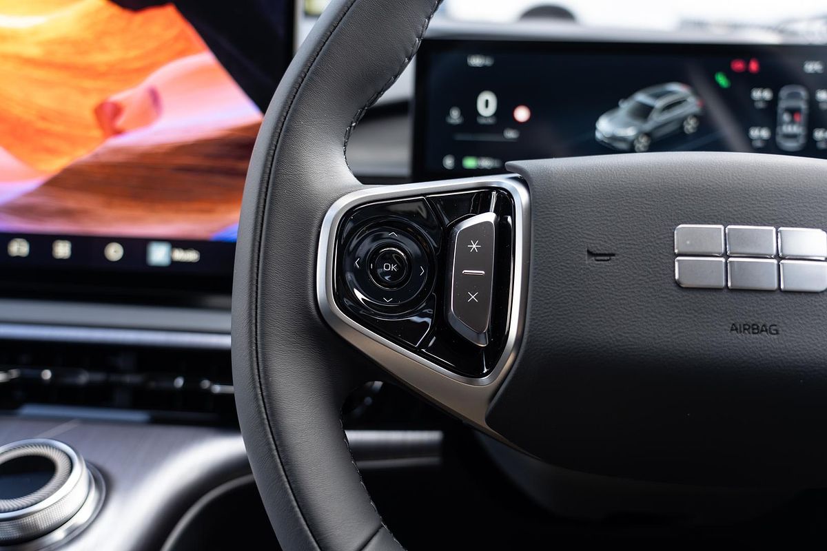 2025 Geely EX5 Inspire E245