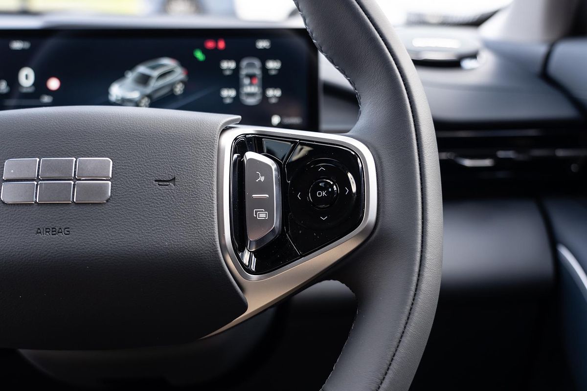 2025 Geely EX5 Inspire E245