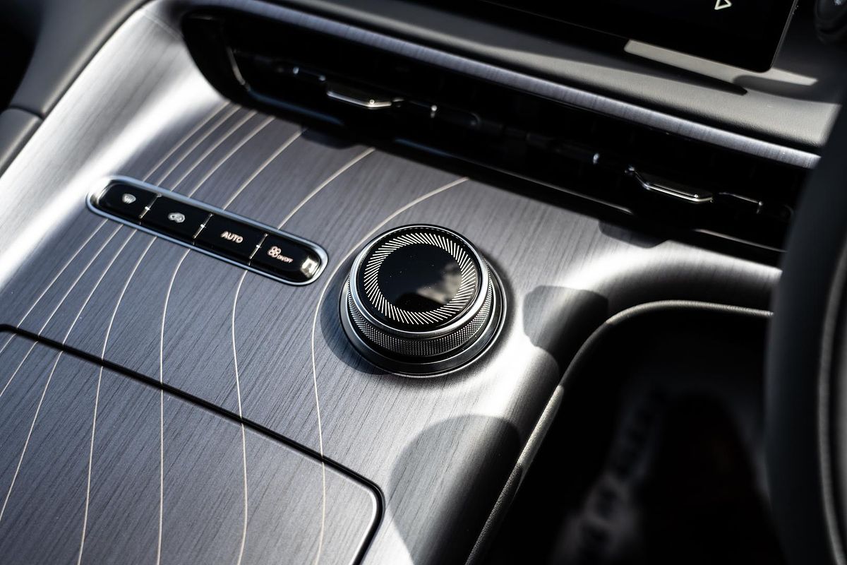 2025 Geely EX5 Inspire E245